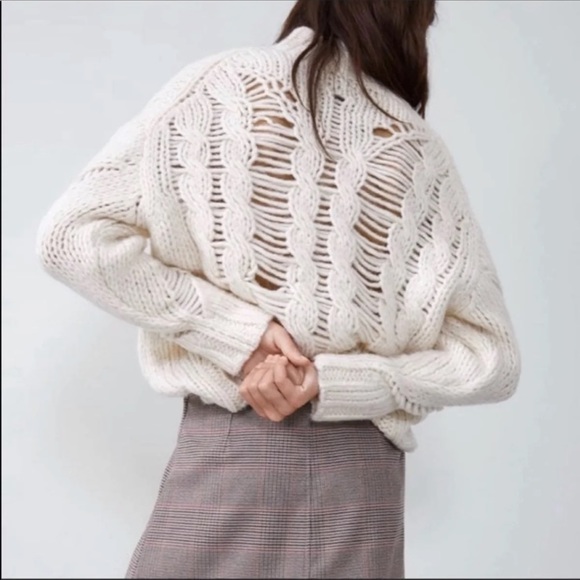 NWT 🤍 CABLE KNIT SWEATER Zara Sz S - Picture 4 of 11